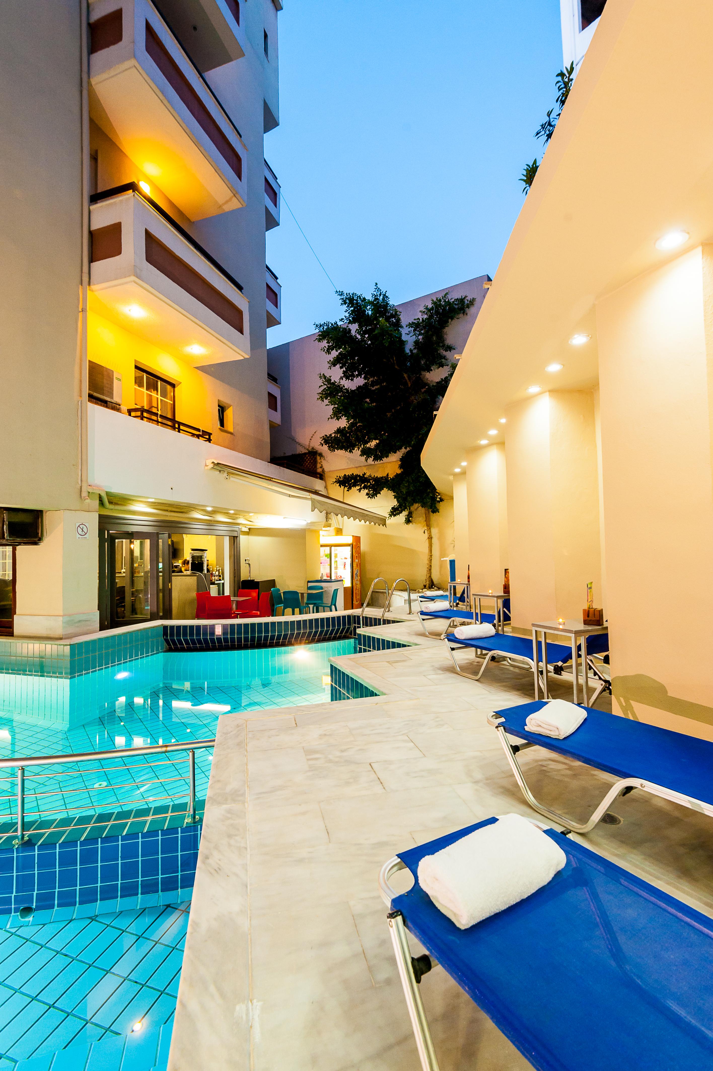 Elina Hotel Apartments Rethymno  Exterior photo